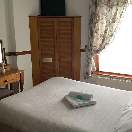 ドーバーズ レストオーバー ベッド ＆ ブレックファースト Bed & Breakfast エクステリア 写真